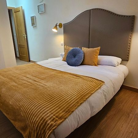 Apartamentos Palacio Azcarate Calle Calvario Ezcaray Zewnętrze zdjęcie
