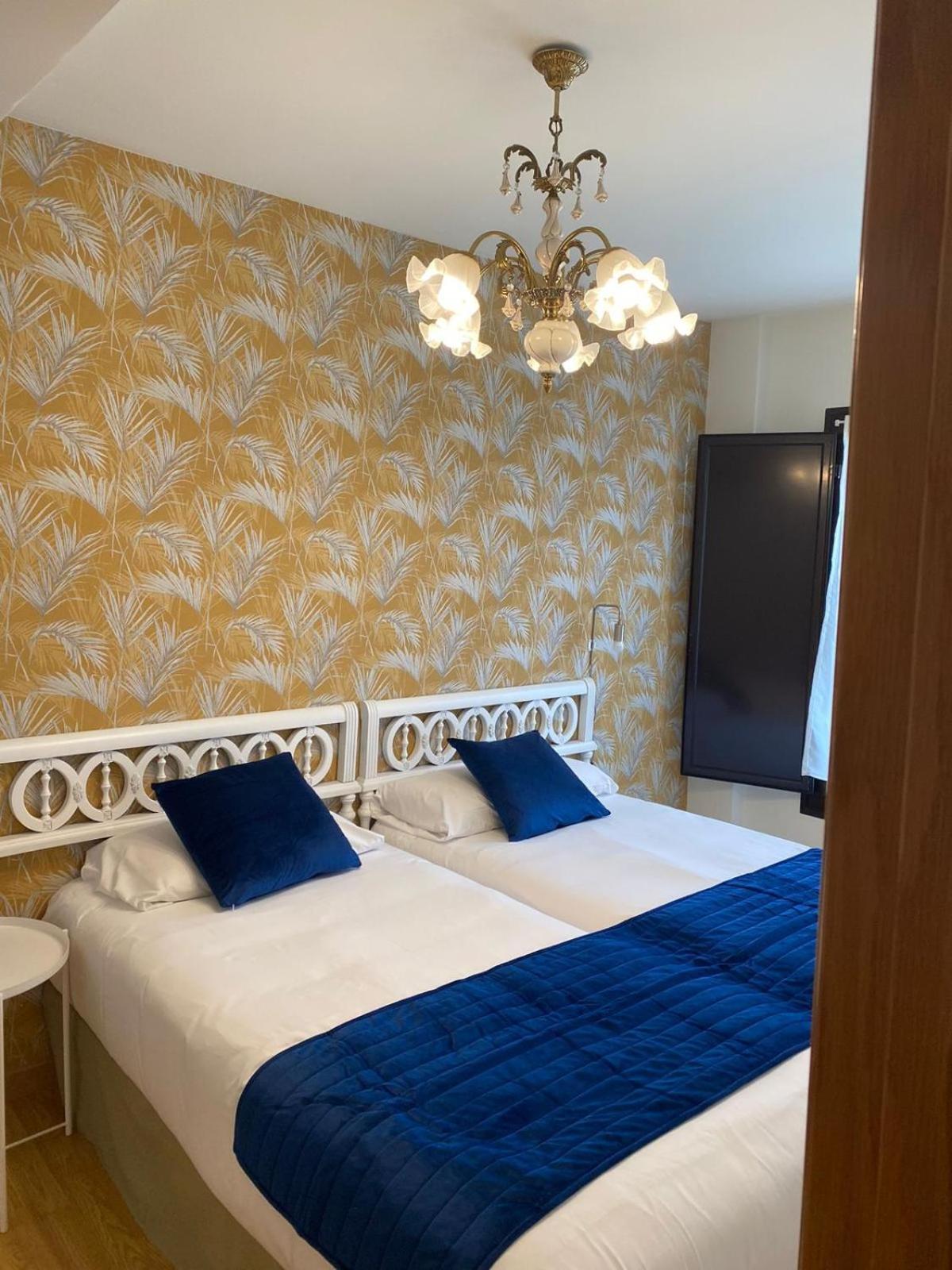 Apartamentos Palacio Azcarate Calle Calvario Ezcaray Zewnętrze zdjęcie